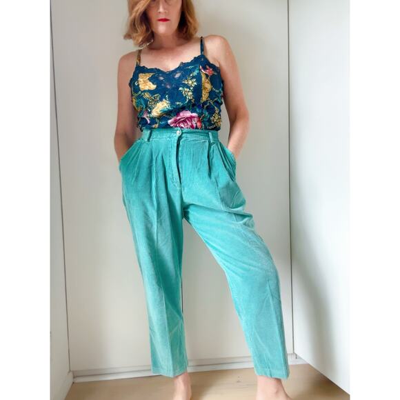 Vintage Women's Corduroy Trousers Seafoam Green Widewale High Rise Pleat SZ 28 - Picture 1 of 9